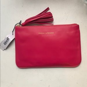 NWT Dooney & Bourke Clutch Pouch